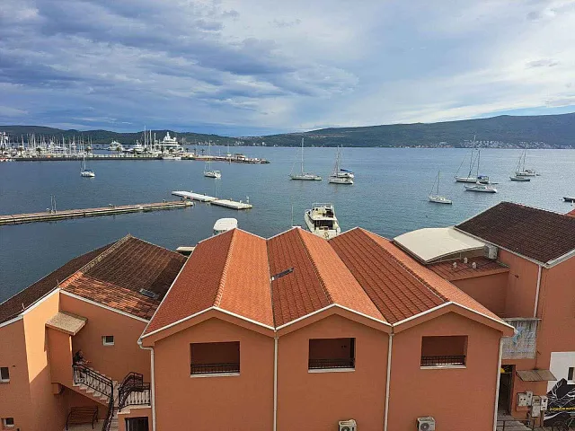 Duplex zum Verkauf in Tivat mit wunderschönem Meerblick — photo 5